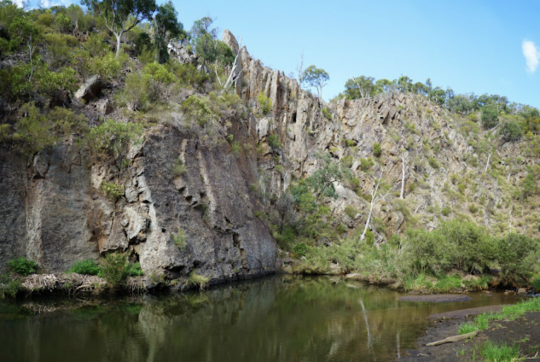 Picture of Werribee Groge, with the rocks shaping the body of water